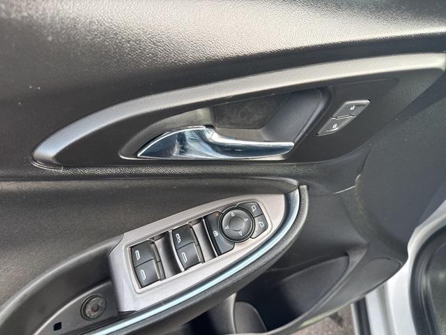 used 2018 Chevrolet Malibu car, priced at $10,998