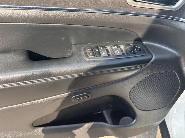 used 2018 Jeep Grand Cherokee car, priced at $16,798