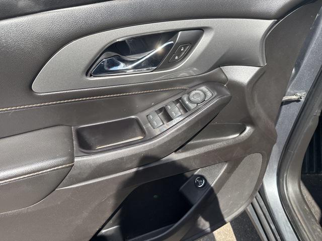 used 2020 Chevrolet Traverse car, priced at $22,498