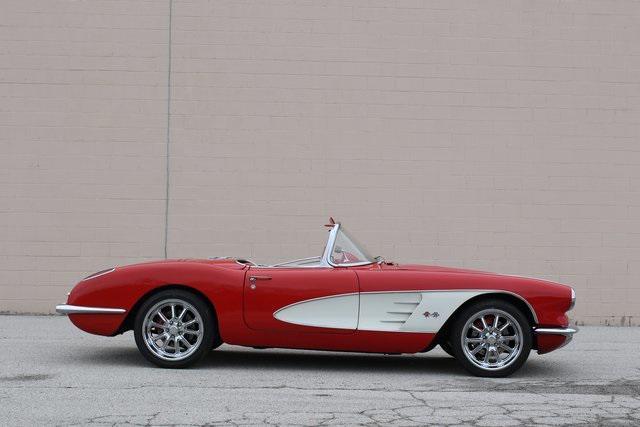 used 1960 Chevrolet Corvette car, priced at $67,698