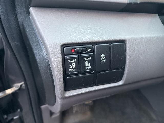 used 2014 Honda Odyssey car, priced at $10,698
