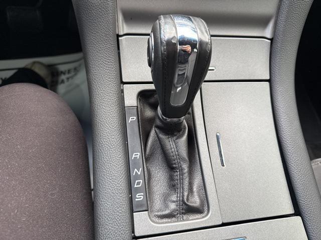 used 2015 Ford Taurus car, priced at $13,998