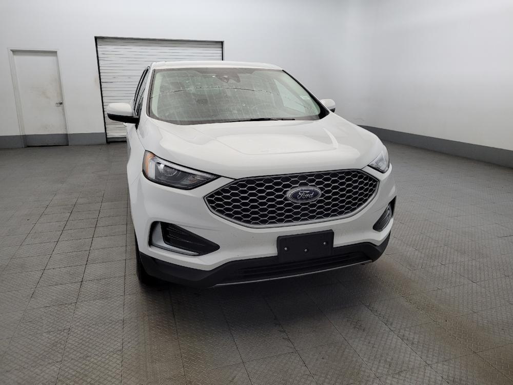 used 2024 Ford Edge car, priced at $24,495