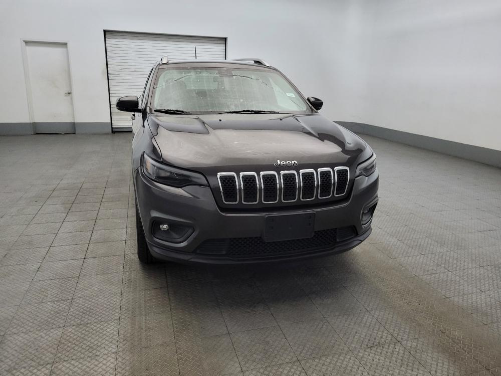 used 2019 Jeep Cherokee car, priced at $18,895