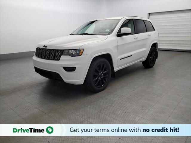 used 2017 Jeep Grand Cherokee car, priced at $19,195