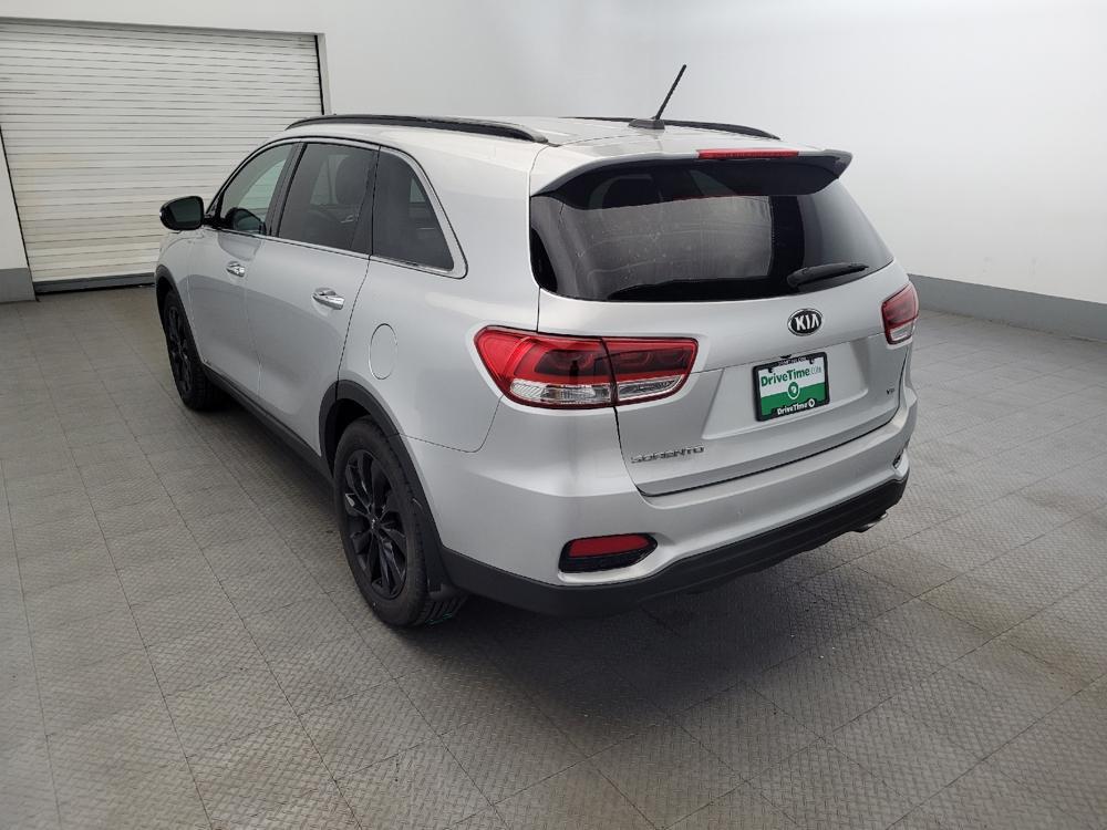 used 2019 Kia Sorento car, priced at $16,195