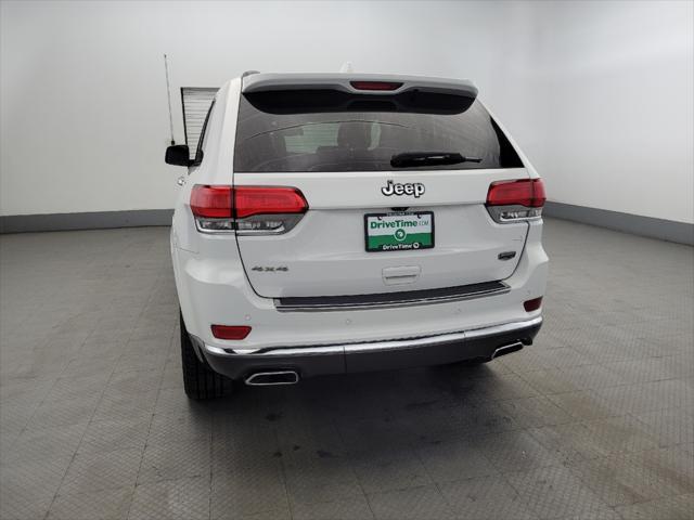 used 2015 Jeep Grand Cherokee car, priced at $19,395