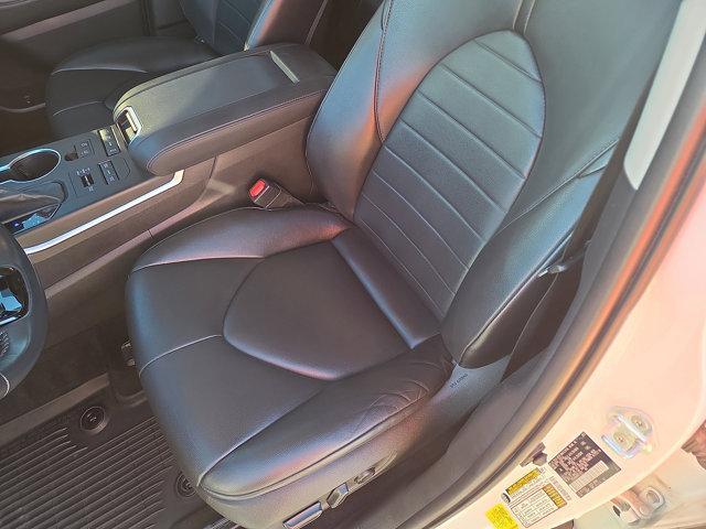 used 2021 Toyota Highlander car
