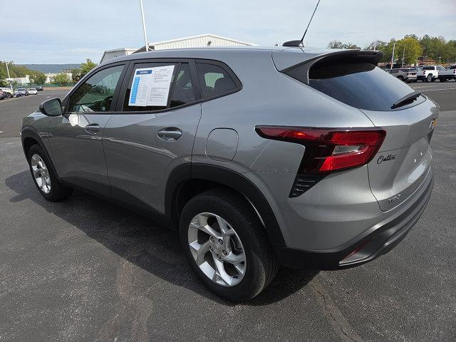 used 2024 Chevrolet Trax car, priced at $21,995
