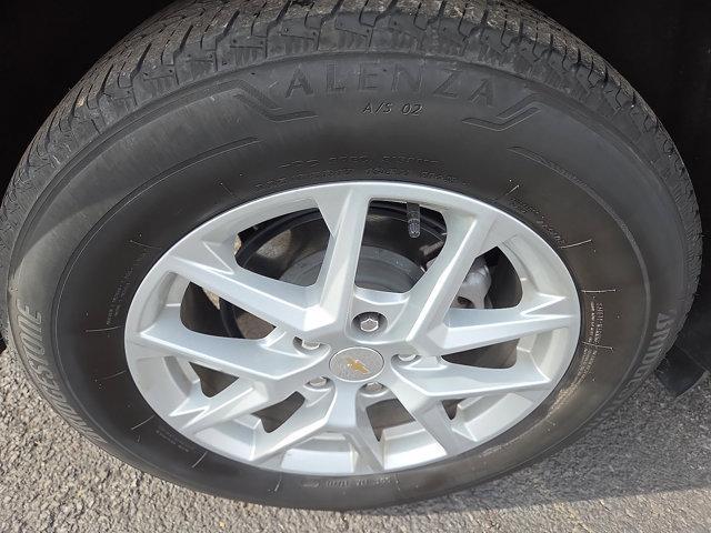 used 2024 Chevrolet Equinox car, priced at $26,995