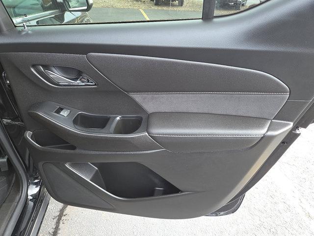 used 2023 Chevrolet Traverse car, priced at $43,995