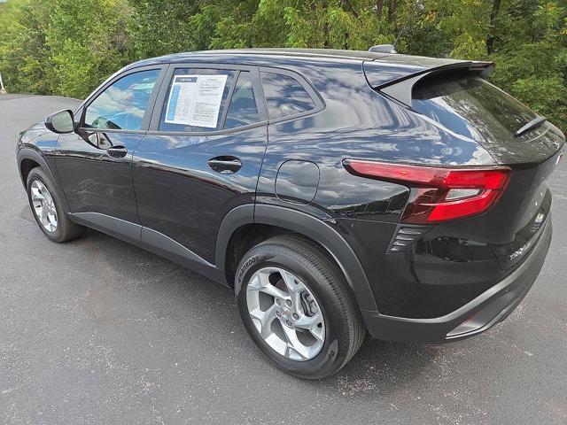 used 2024 Chevrolet Trax car, priced at $22,499