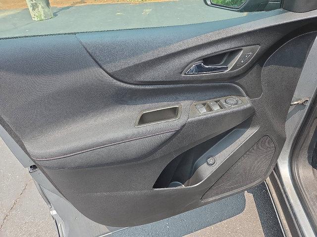 used 2023 Chevrolet Equinox car, priced at $29,995