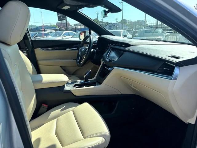 used 2018 Cadillac XT5 car, priced at $17,980