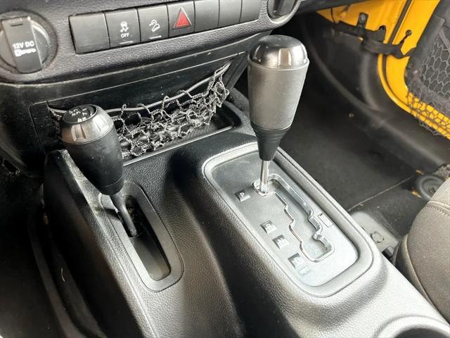 used 2015 Jeep Wrangler Unlimited car, priced at $16,980