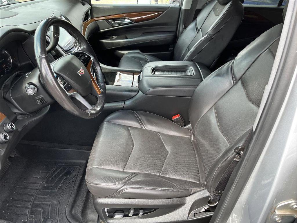 used 2020 Cadillac Escalade ESV car, priced at $25,800