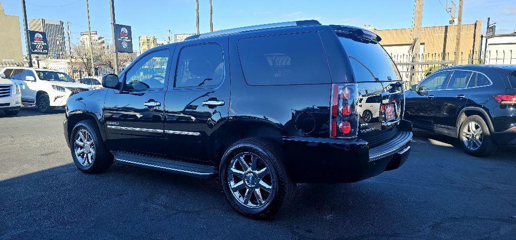 used 2011 GMC Yukon car