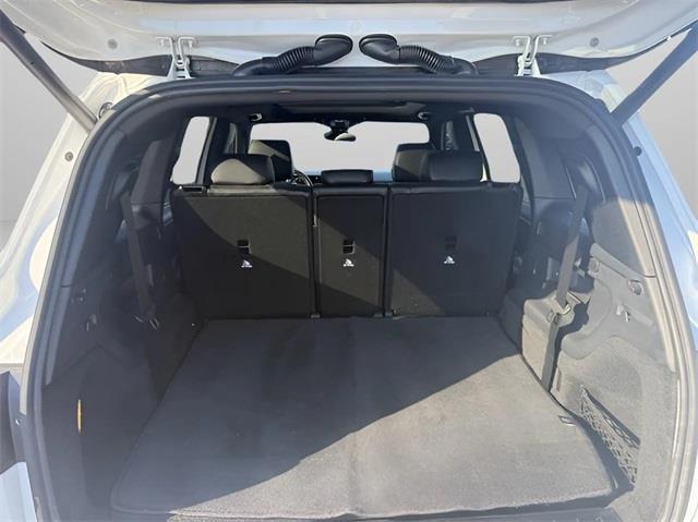 used 2020 Mercedes-Benz GLB 250 car, priced at $19,974