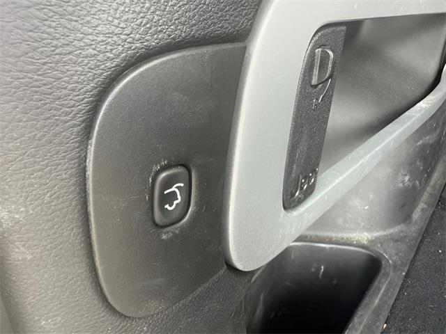 used 2014 Jeep Cherokee car, priced at $10,266