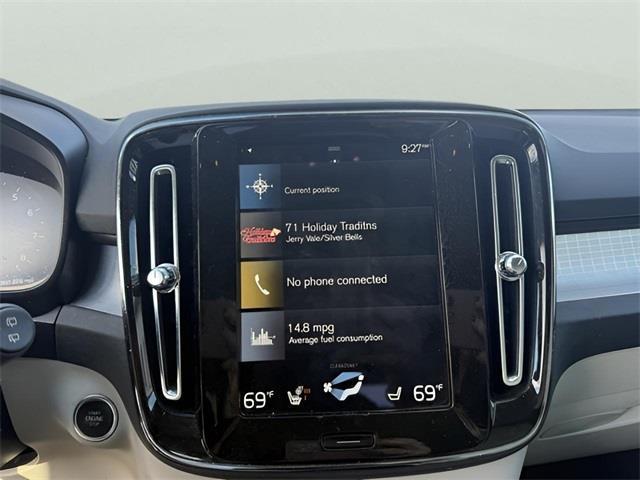 used 2022 Volvo XC40 car, priced at $19,385