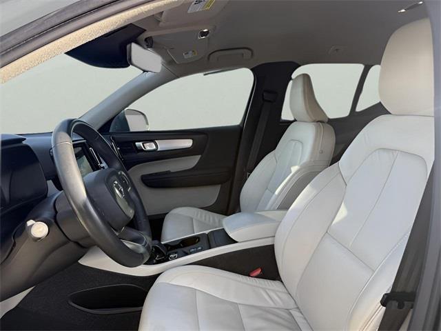 used 2022 Volvo XC40 car, priced at $19,385