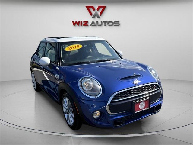 used 2019 MINI Hardtop car, priced at $18,055