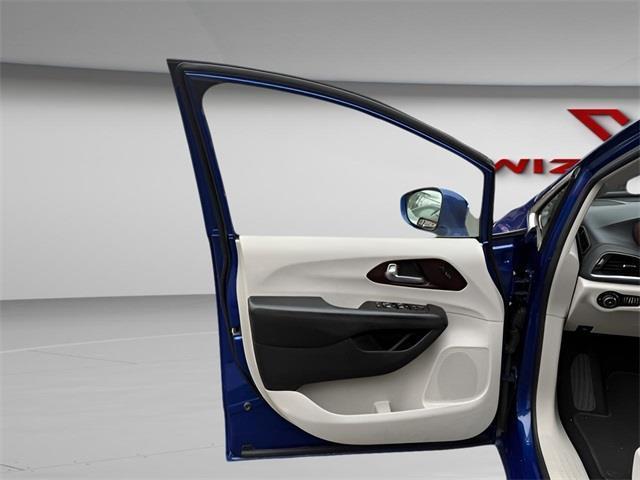 used 2020 Chrysler Pacifica car, priced at $20,994