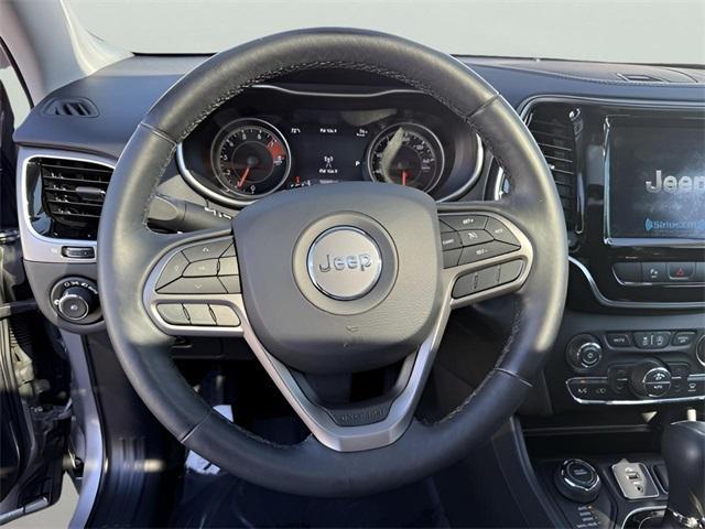 used 2019 Jeep Cherokee car, priced at $12,998