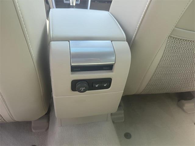 used 2016 Volvo XC70 car, priced at $13,007