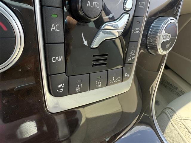 used 2016 Volvo XC70 car, priced at $13,007