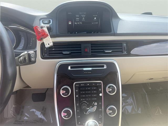 used 2016 Volvo XC70 car, priced at $13,007