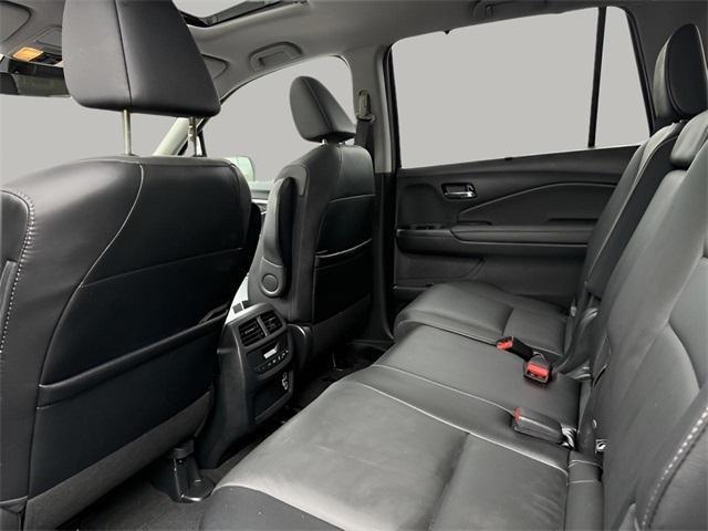 used 2021 Honda Pilot car, priced at $28,794