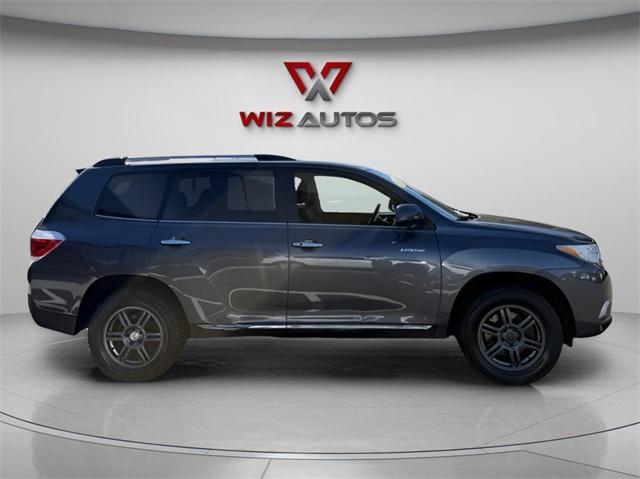 used 2012 Toyota Highlander car, priced at $15,734