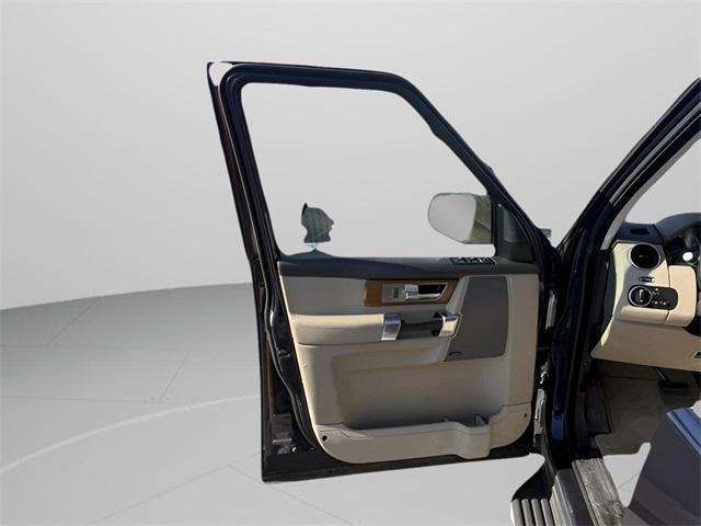 used 2016 Land Rover LR4 car, priced at $14,862