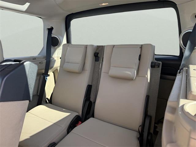 used 2016 Land Rover LR4 car, priced at $14,862