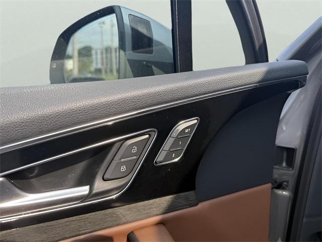 used 2017 Audi Q7 car, priced at $17,282