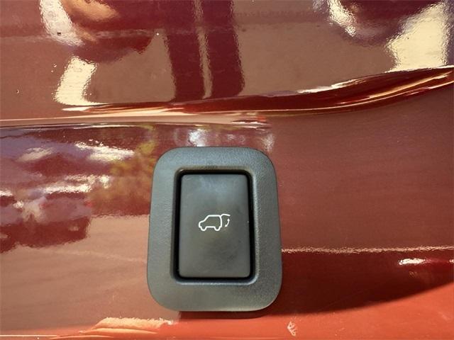 used 2014 Toyota Highlander car, priced at $15,876