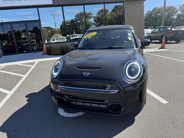 used 2022 MINI Hardtop car, priced at $21,436