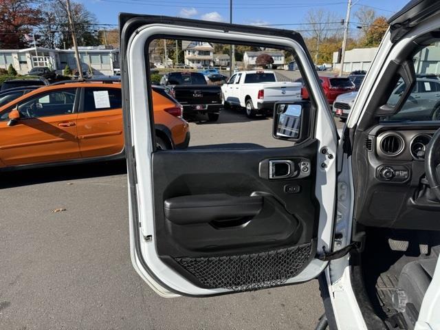 used 2018 Jeep Wrangler Unlimited car, priced at $18,295