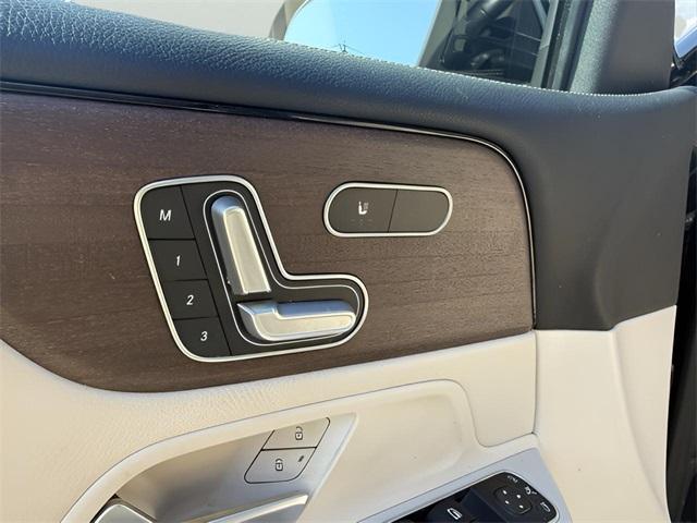 used 2020 Mercedes-Benz GLB 250 car, priced at $20,005