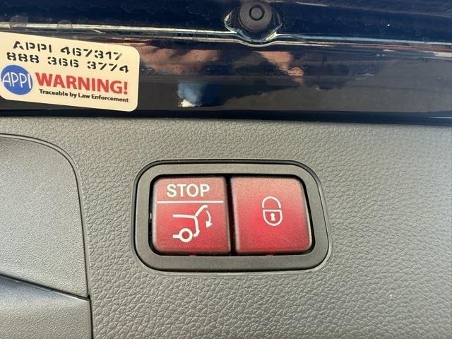 used 2019 Mercedes-Benz GLC 300 car, priced at $23,987