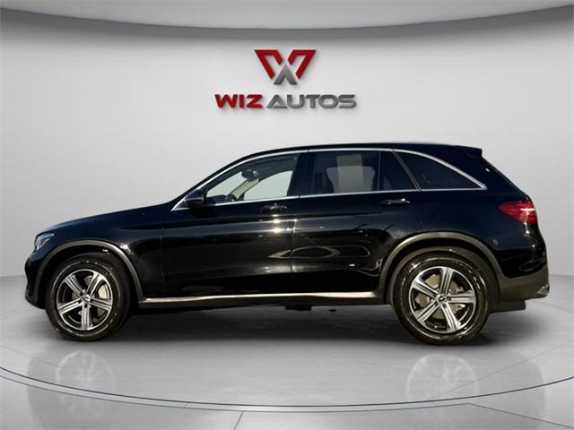 used 2019 Mercedes-Benz GLC 300 car, priced at $23,987