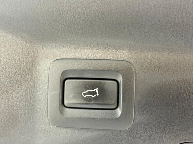 used 2019 Mazda CX-9 car, priced at $22,053