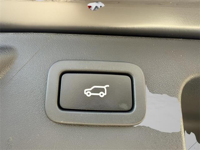 used 2018 Land Rover Discovery Sport car, priced at $13,889