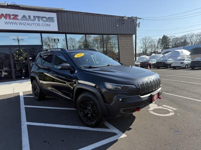 used 2019 Jeep Cherokee car, priced at $13,646