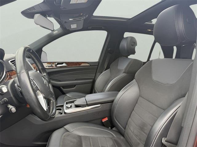 used 2015 Mercedes-Benz M-Class car, priced at $13,574