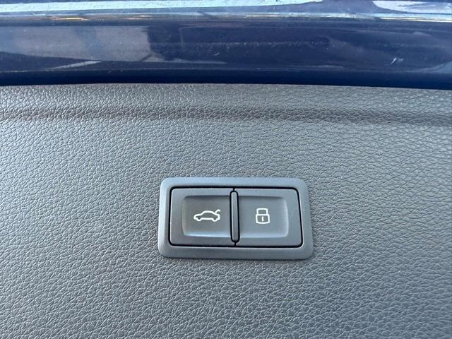 used 2018 Audi Q5 car, priced at $22,922