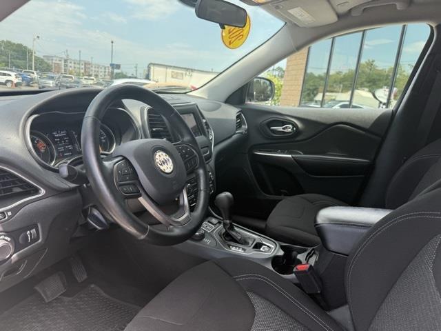 used 2020 Jeep Cherokee car, priced at $18,878