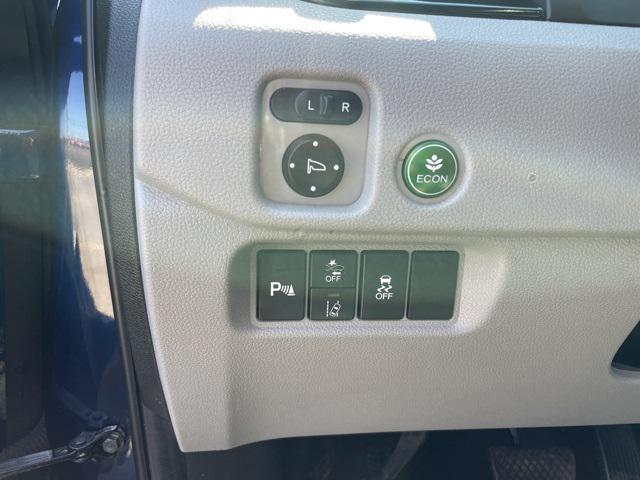 used 2021 Honda Pilot car, priced at $24,998