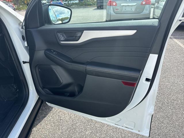 used 2022 Ford Escape car, priced at $21,498